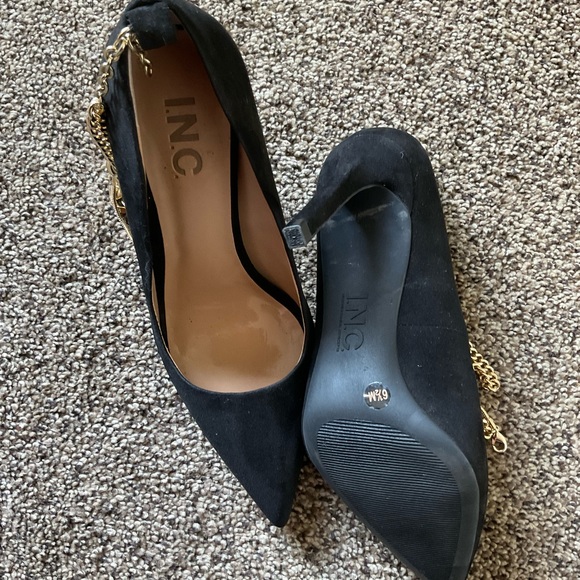 INC. Heels - Picture 3 of 4